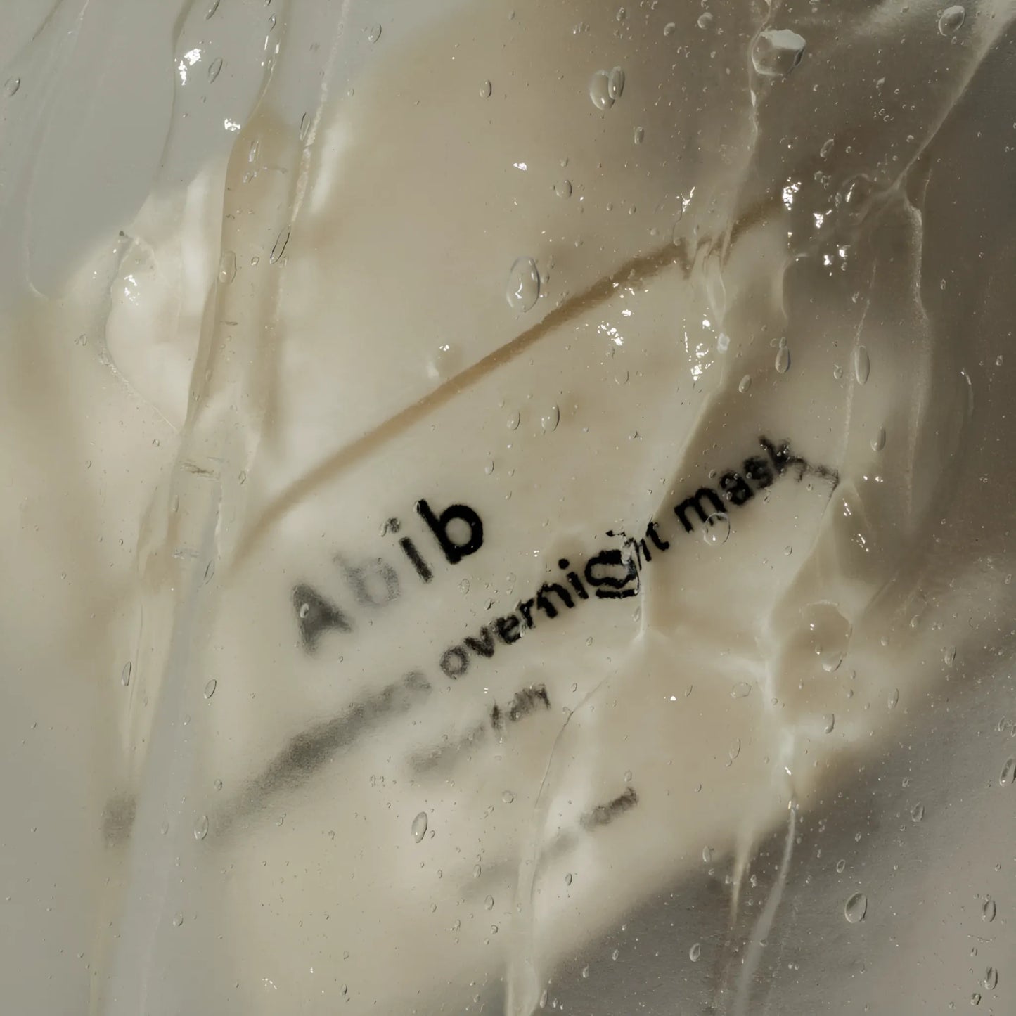 Abib Rice Probiotics Overnight Mask Barrier Jelly 80ml - Το προϊόν με τη συσκευασία του.