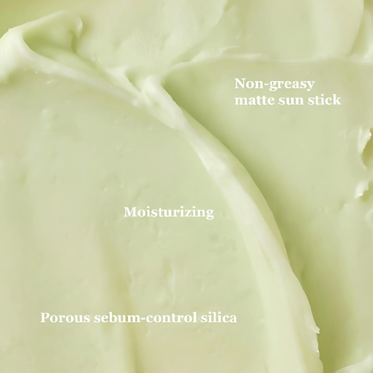 Beauty of Joseon Matte Sun Stick: Mugwort + Camellia 18g, με τη ματ υφή να φαίνεται καθαρά, προσφέρει προστασία από τον ήλιο χωρίς λιπαρότητα.