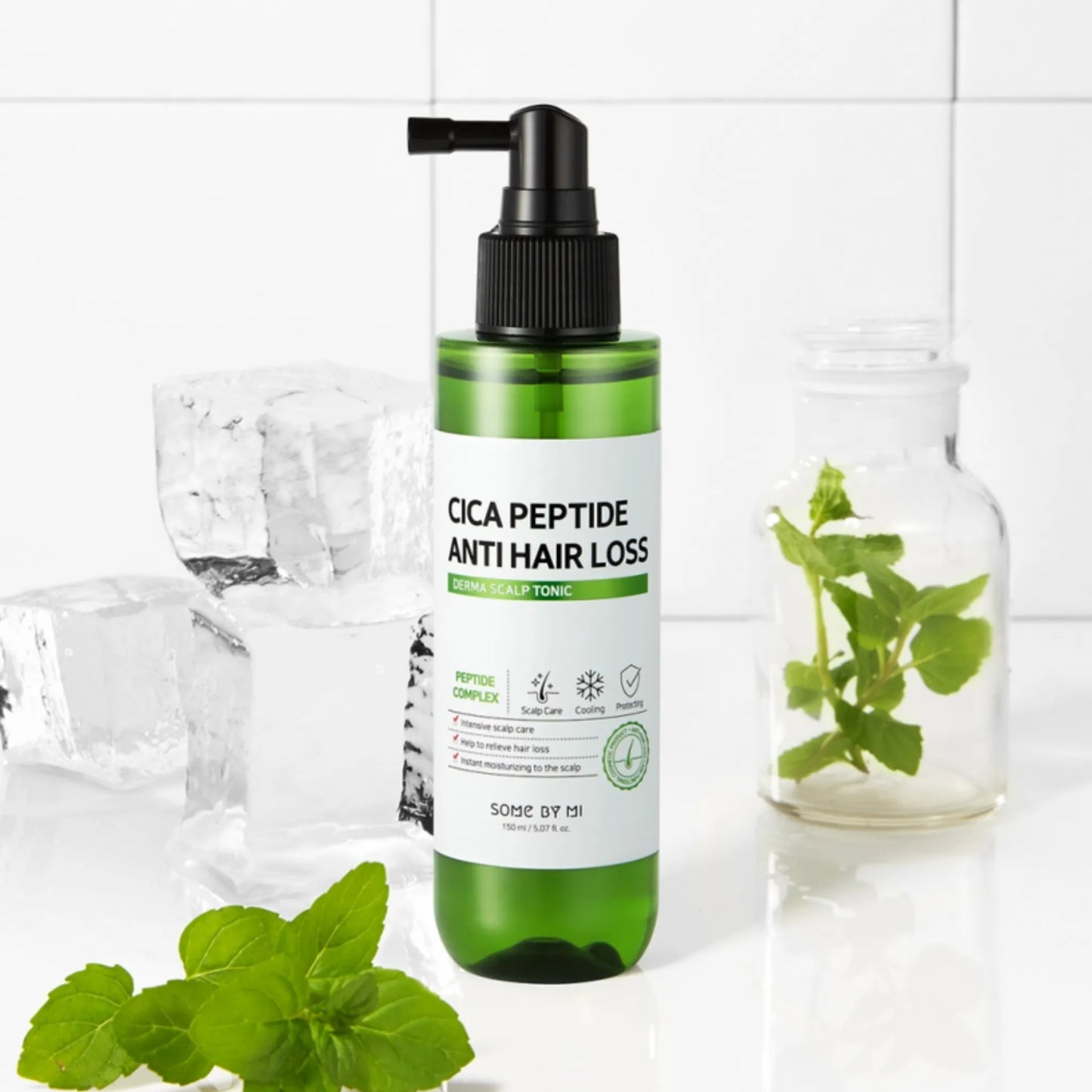 Some By Mi Cica Peptide Anti Hair Loss Derma Scalp Tonic 150ml, με το προϊόν να διακρίνεται, περιέχει πεπτίδια και Centella για θρέψη και ενδυνάμωση των μαλλιών.