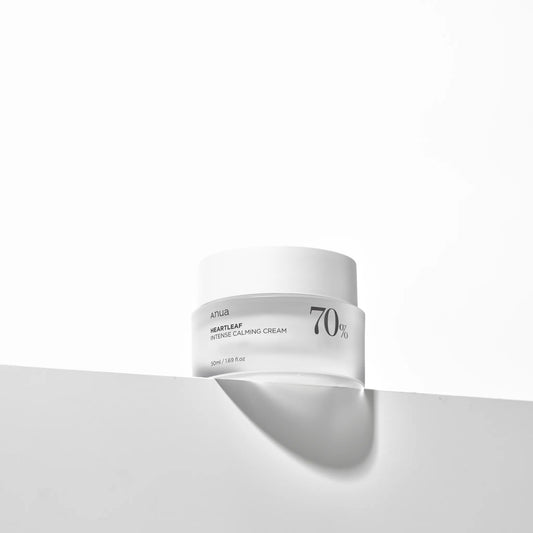 Συσκευασία της Anua Heartleaf 70% Intense Calming Cream σε λευκό φόντο