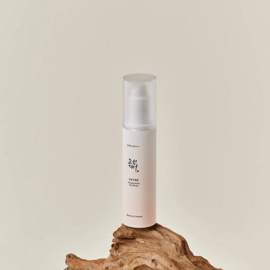 Beauty of Joseon Ginseng Sun Serum SPF50+ PA++++ 50ml, με κομψή συσκευασία, προσφέρει υψηλή προστασία από τον ήλιο και ενυδάτωση.