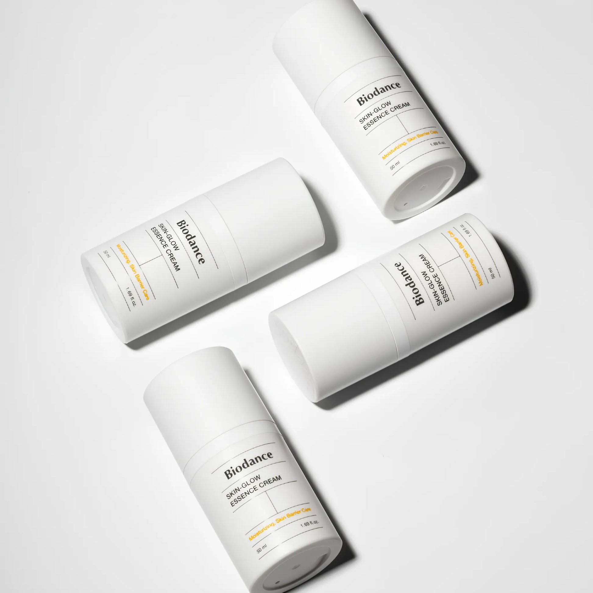 Biodance Skin-Glow Essence Cream 50ml, με απαλή υφή που προσφέρει λάμψη και ενυδάτωση στην επιδερμίδα.