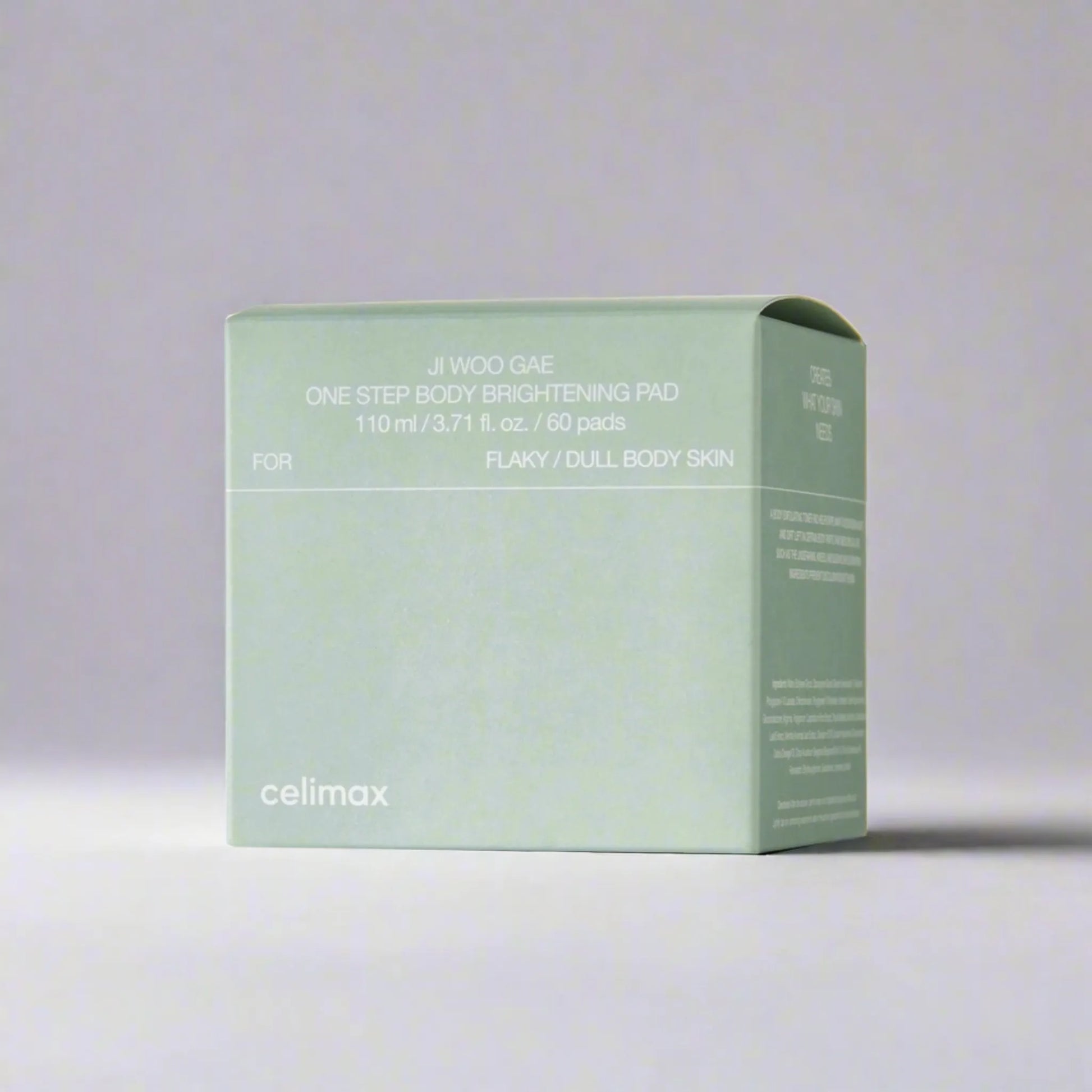 Celimax Ji.Woo.Gae One Step Body Brightening Pad 60pcs, με την απαλή κρεμώδη υφή τους, προσφέρουν ενυδάτωση και φωτεινότητα στην επιδερμίδα του σώματος.