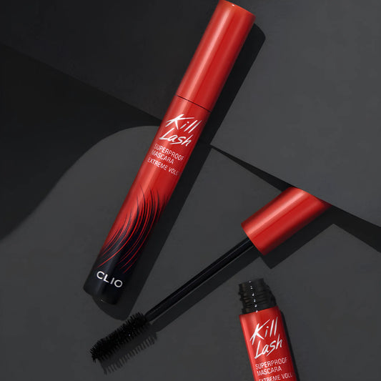 Clio Kill Lash Superproof Mascara Volume Curling Thickening and Curling Mascara 7g, με την απαλή υφή και το ορατό βουρτσάκι, προσφέρει όγκο, καμπύλη και μακράς διάρκειας superproof αποτέλεσμα.