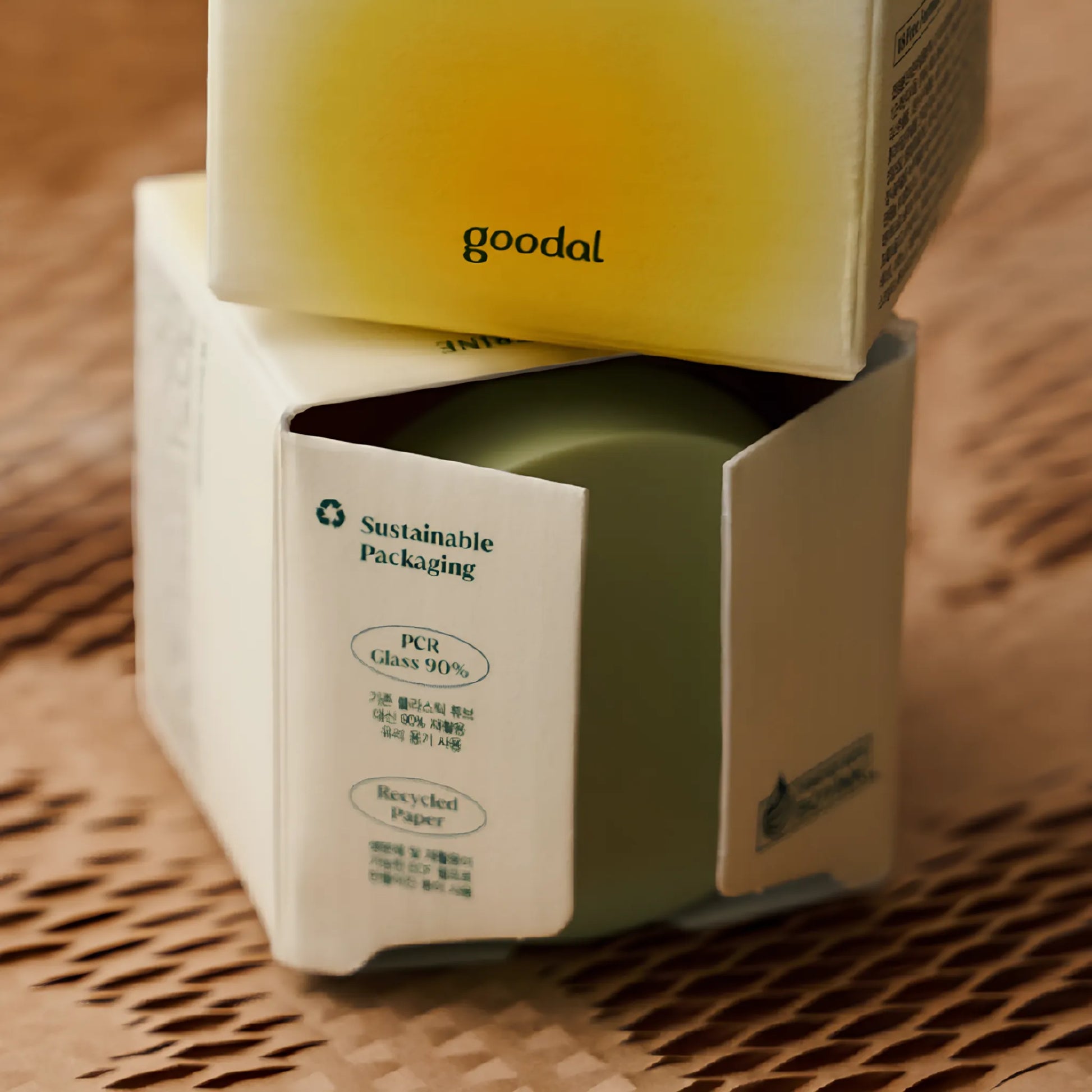 Goodal Green Tangerine Vita C Dark Spot Care Cream 50ml, βοηθά στη μείωση των σκοτεινών κηλίδων και της υπερμελάγχρωσης.