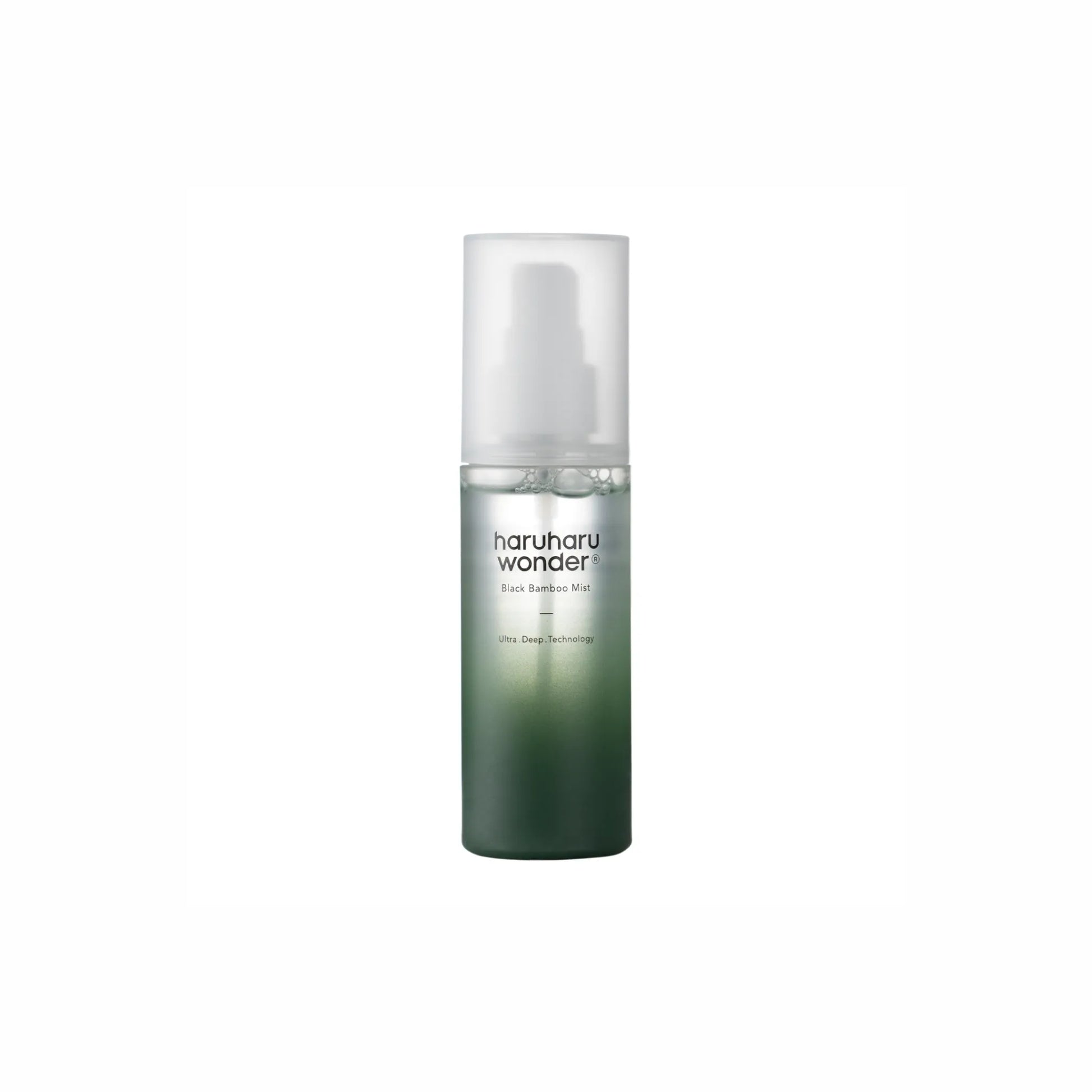 Haruharu Wonder Black Bamboo Mist 80ml, με το μπουκάλι να φαίνεται καθαρά, προσφέρει άμεση ενυδάτωση και φρεσκάδα στο πρόσωπο.