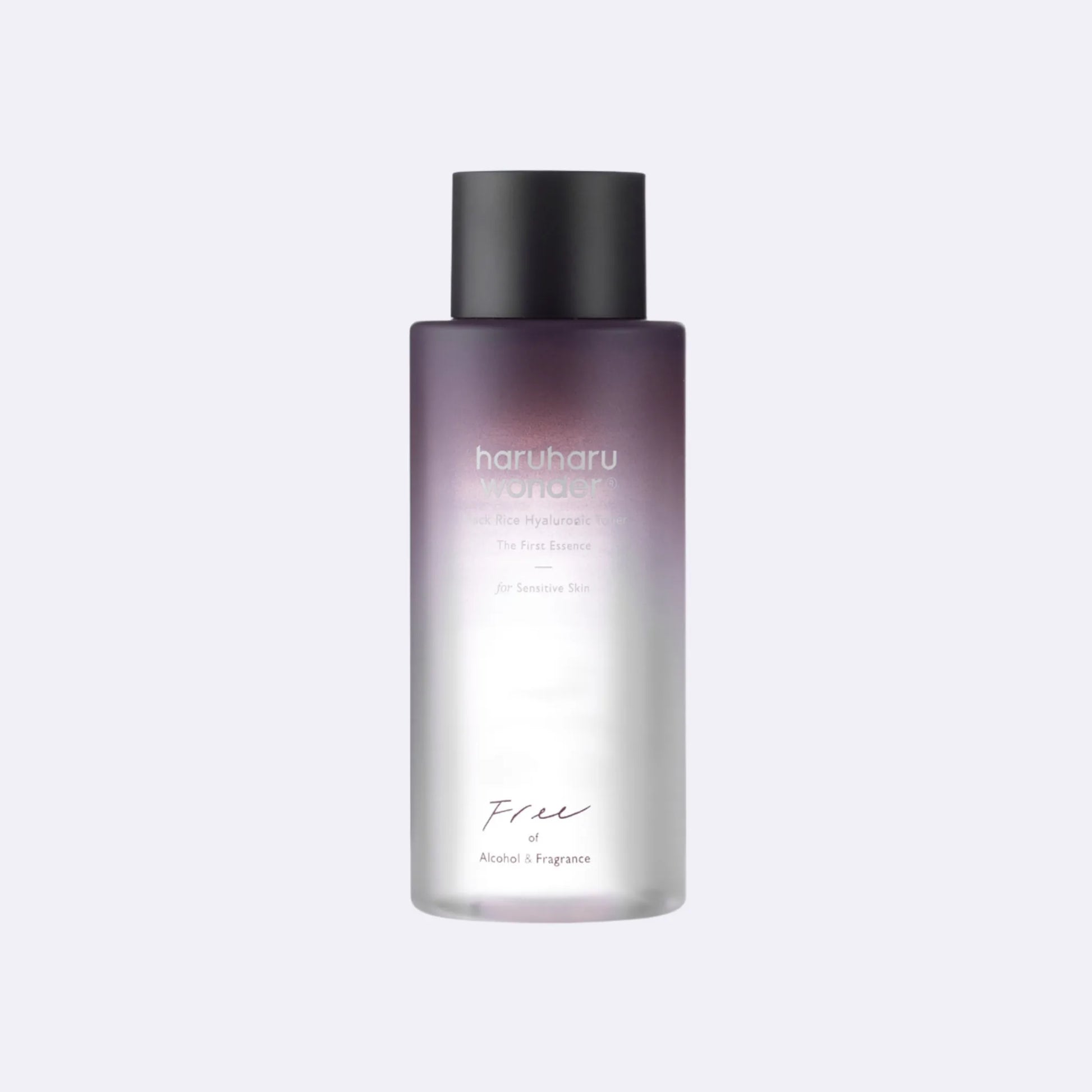 Haruharu Wonder Black Rice Hyaluronic Toner For Sensitive Skin 150ml, με το μπουκάλι να φαίνεται καθαρά, ενυδατώνει και καταπραΰνει το ευαίσθητο δέρμα.