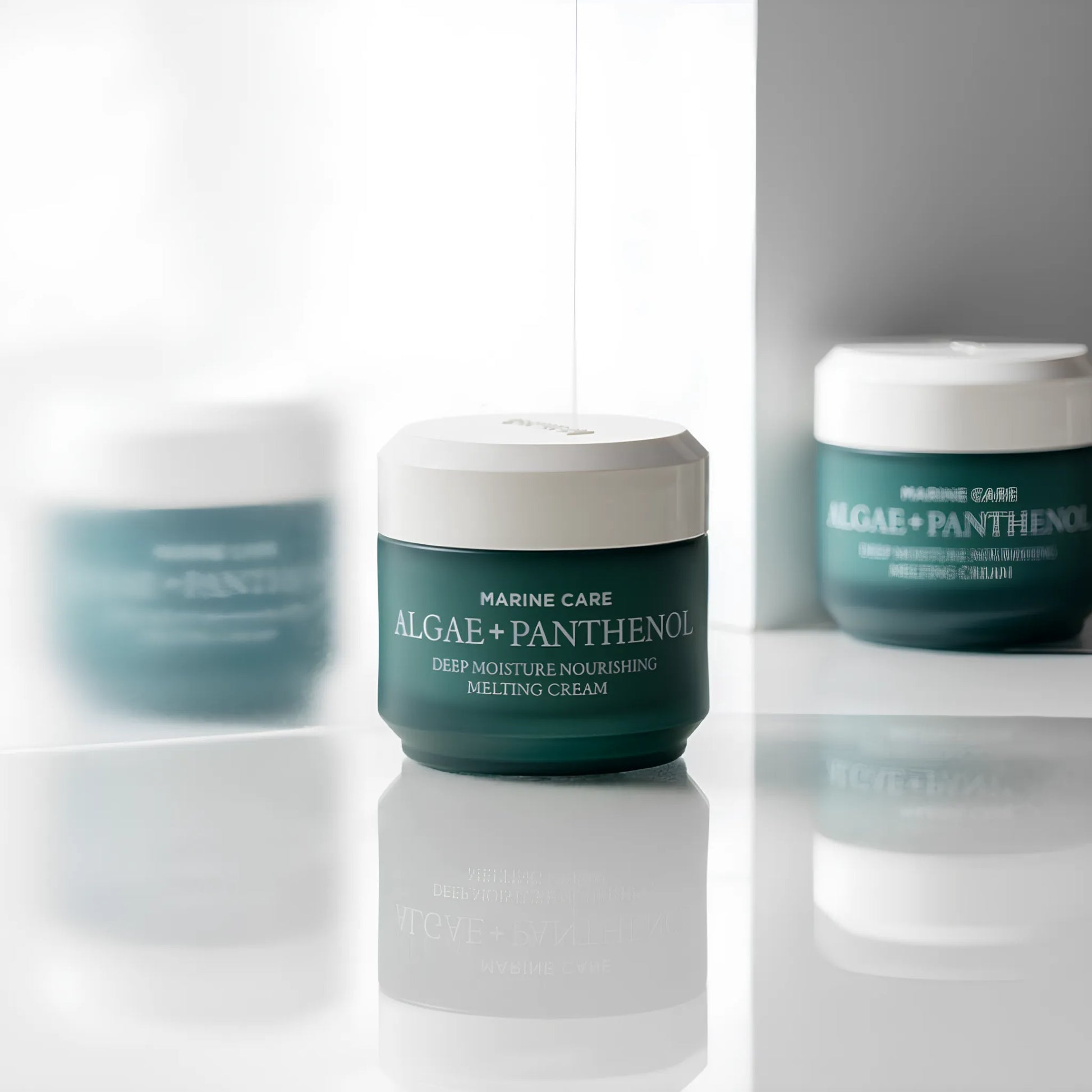 Heimish Marine Care Deep Moisture Nourishing Melting Cream 55ml, με το προϊόν να φαίνεται καθαρά, ενυδατώνει βαθιά και επαναφέρει τη φυσική λάμψη της επιδερμίδας.