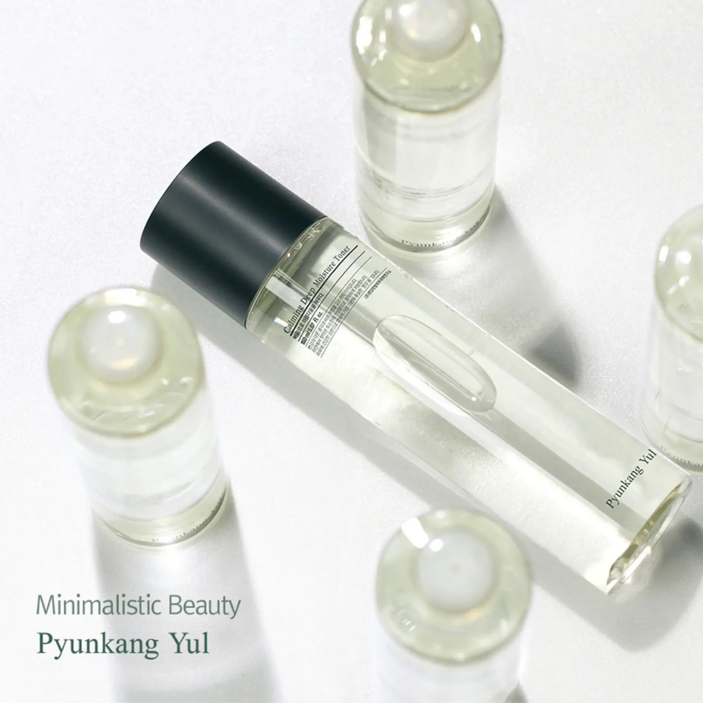 Pyunkang Yul Calming Deep Moisture Toner 150ml, με τη συσκευασία να διακρίνεται, προσφέρει βαθιά ενυδάτωση και ηρεμία στο δέρμα με φυσικά εκχυλίσματα.