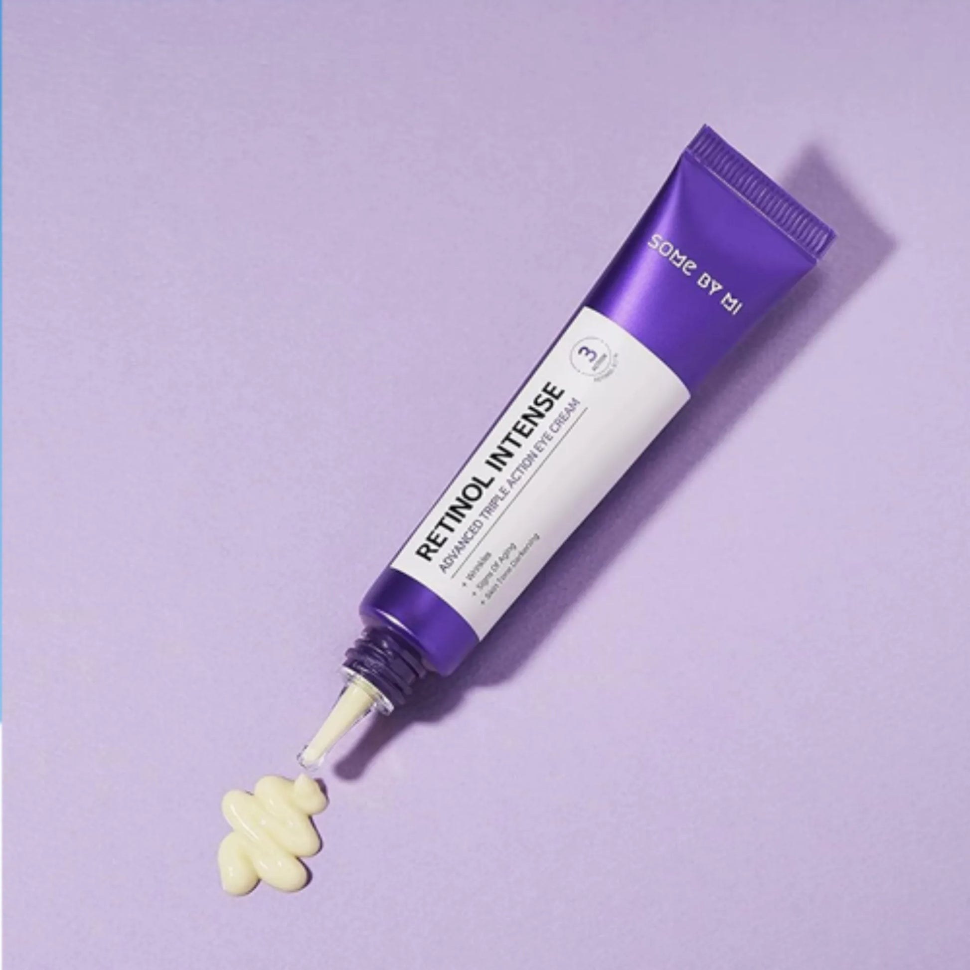 Some By Mi Retinol Intense Advanced Triple Action Eye Cream 30ml, με τη συσκευασία να φαίνεται καθαρά, ιδανική για την αναζωογόνηση και ενίσχυση της ελαστικότητας του δέρματος.