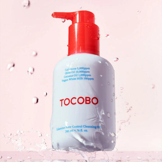 TOCOBO Calamine Pore Control Cleansing Oil 200ml, με τη συσκευασία να φαίνεται καθαρά, καθαρίζει απαλά την επιδερμίδα και βοηθά στη μείωση των πόρων με καλαμίνη.