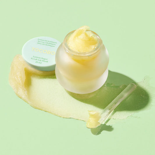 TOCOBO Lemon Sugar Scrub Lip Mask 20ml, με το lip mask να διακρίνεται, απομακρύνει τα νεκρά κύτταρα και αφήνει τα χείλη απαλά και λεία.